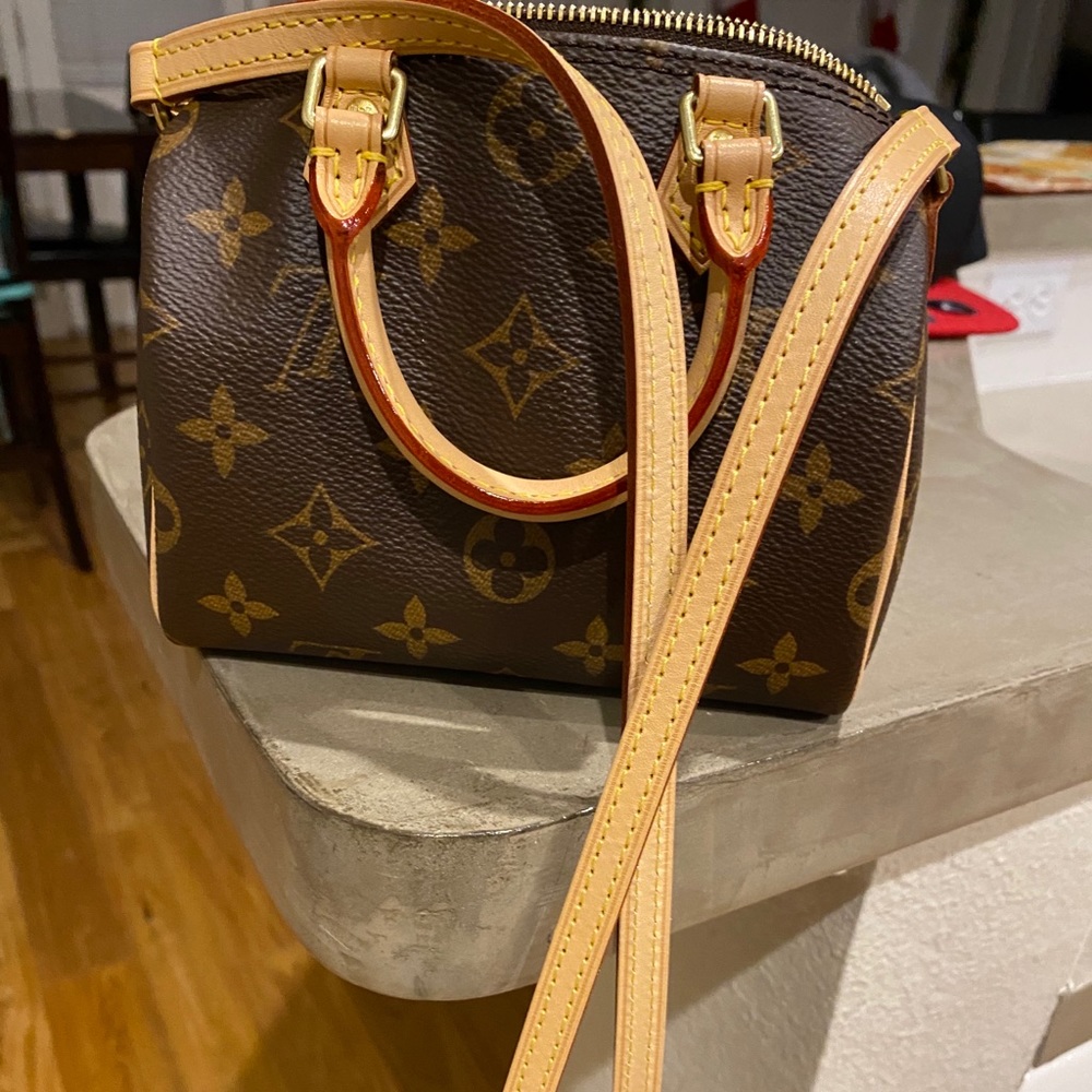 Louis Vuitton Nano speedy price firm